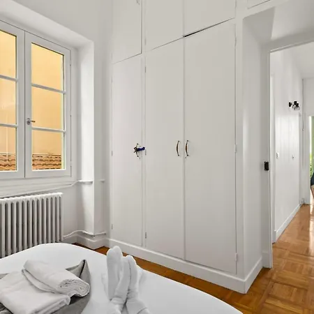 Lumineux 4pax Dans Batiment Historique 公寓