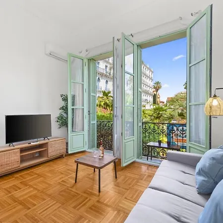 Lumineux 4pax Dans Batiment Historique Lejlighed Menton