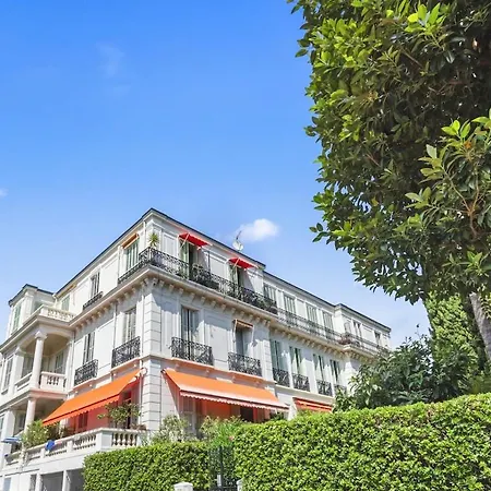 Lumineux 4pax Dans Batiment Historique